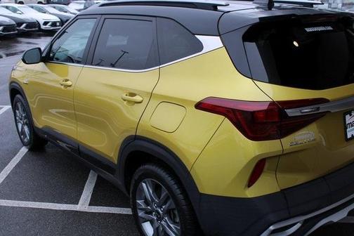 2021 Kia Seltos S