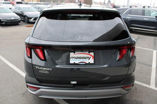 2026 Hyundai TUCSON SEL