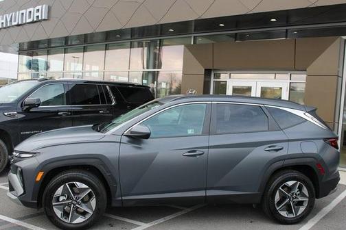2025 Hyundai TUCSON SEL