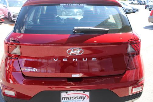 2025 Hyundai VENUE Limited