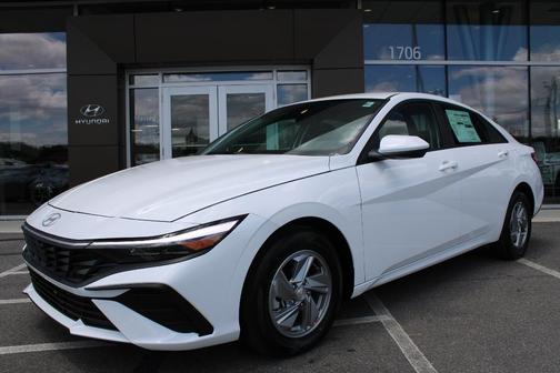 Serenity White Pearl 2026 Hyundai ELANTRA SE