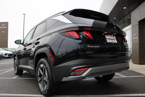 2026 Hyundai TUCSON Hybrid SEL