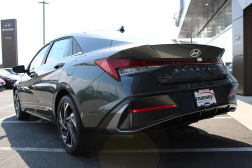 2025 Hyundai ELANTRA HEV Limited