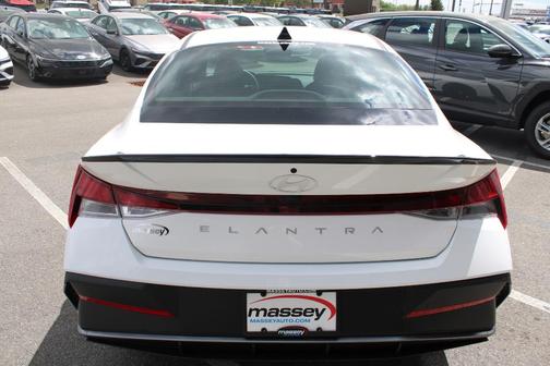Serenity White Pearl 2026 Hyundai ELANTRA SEL Sport