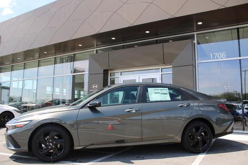 Amazon Gray 2026 Hyundai ELANTRA SEL Sport