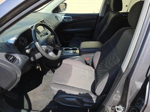 2020 Nissan Pathfinder S 4WD