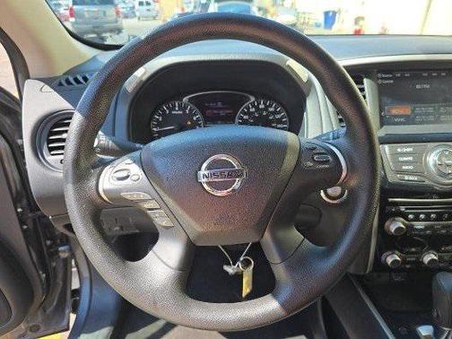 2020 Nissan Pathfinder S 4WD