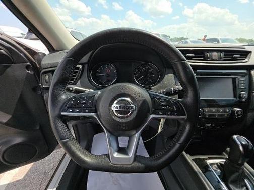 Brilliant Silver Metallic 2019 Nissan Rogue S