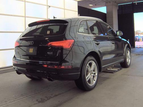 Black Metallic 2016 Audi Q5 2.0T Premium Plus