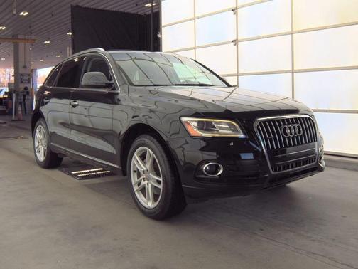 Black Metallic 2016 Audi Q5 2.0T Premium Plus
