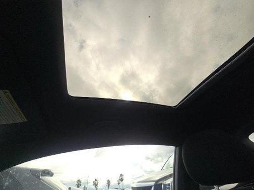 2014 Volkswagen Beetle DSG 2.0T R-Line