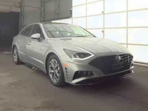 Shimmering Silver Pearl 2021 Hyundai SONATA SEL