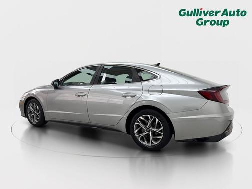 Shimmering Silver Pearl 2021 Hyundai SONATA SEL