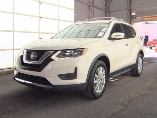 Pearl White Tricoat 2020 Nissan Rogue SV
