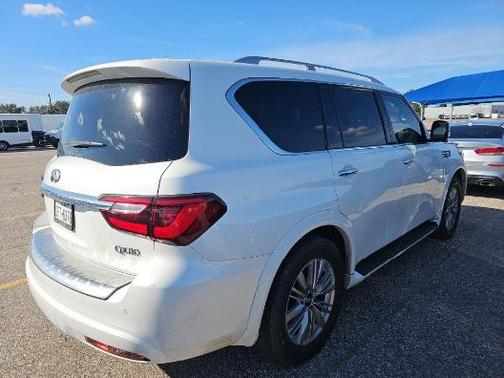 2018 INFINITI QX80 Base