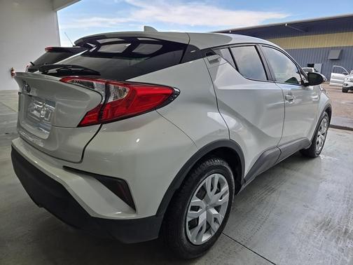 2020 Toyota C-HR LE