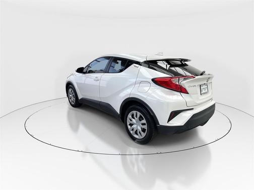 2020 Toyota C-HR LE