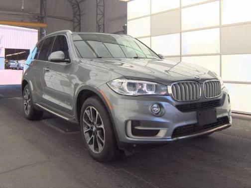 Space Gray Metallic 2016 BMW X5 xDrive35i