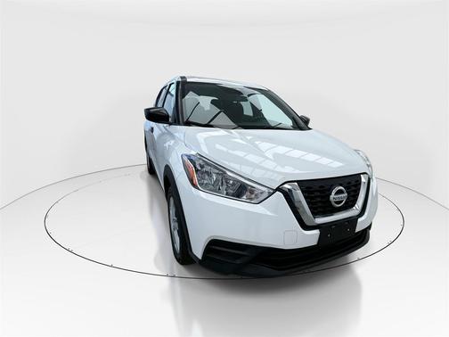 2020 Nissan Kicks S