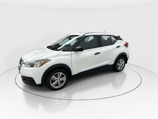 2020 Nissan Kicks S