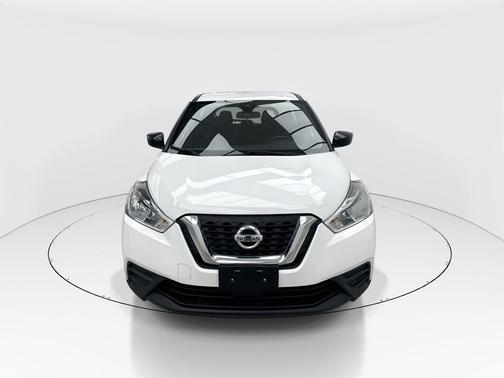 2020 Nissan Kicks S