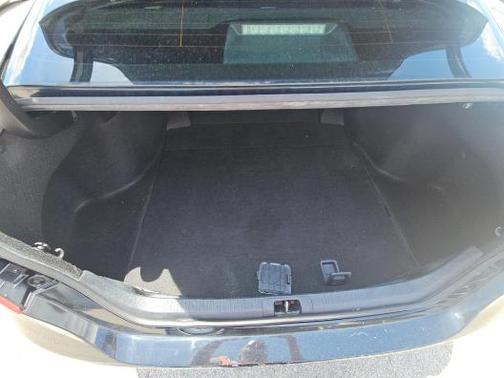 Midnight Black Metallic 2022 Toyota Camry SE