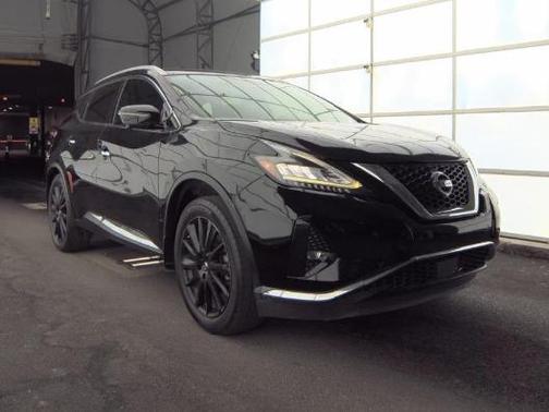Magnetic Black Pearl 2019 Nissan Murano SL