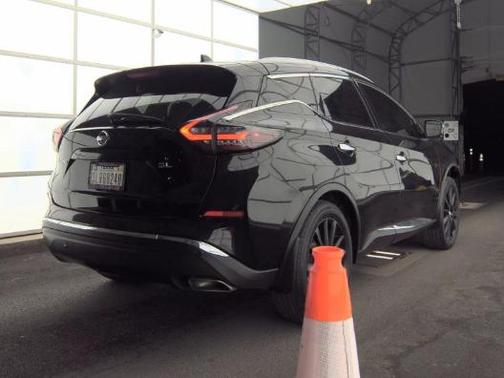 Magnetic Black Pearl 2019 Nissan Murano SL