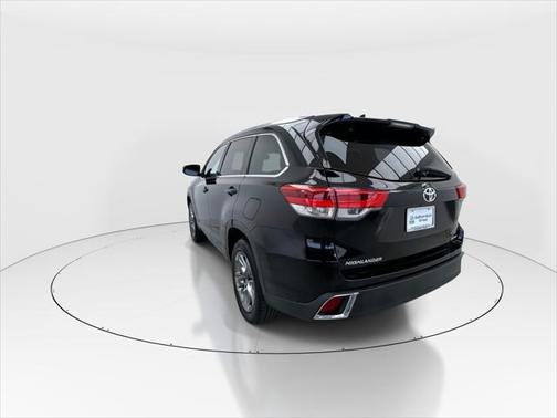 2019 Toyota Highlander Limited Platinum