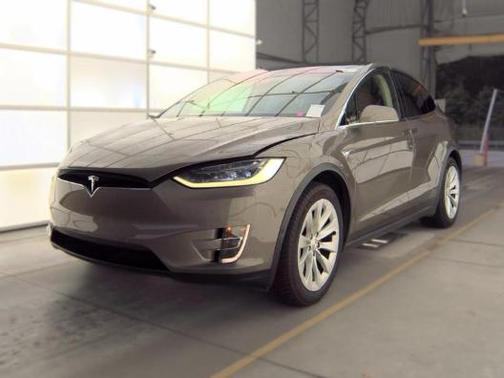 Titanium Metallic 2016 Tesla Model X P90D