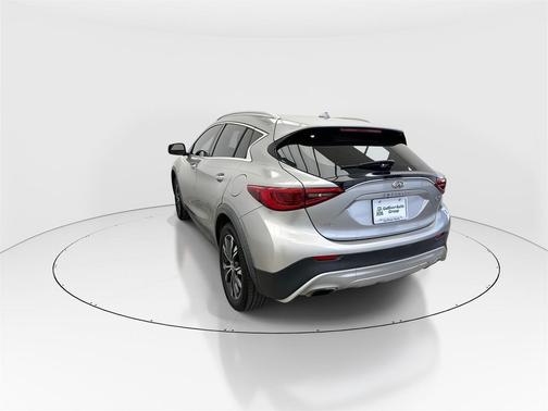 2018 INFINITI QX30 Premium