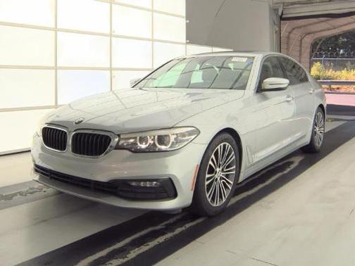 Glacier Silver Metallic 2018 BMW 530 530i