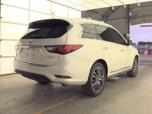 2017 INFINITI QX60 Base