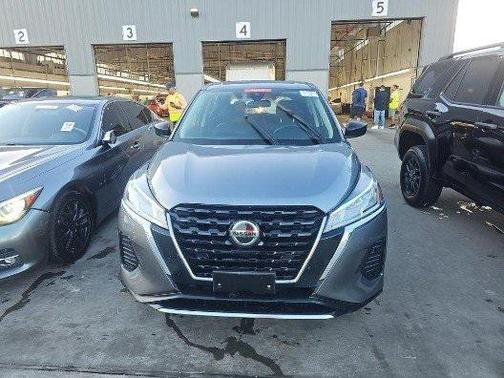 2021 Nissan Kicks S