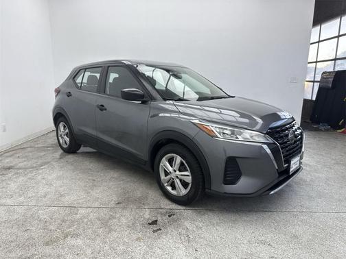 2021 Nissan Kicks S