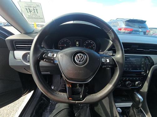 2021 Volkswagen Passat 2.0T SE