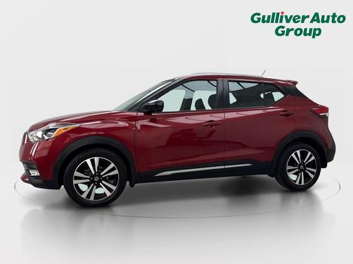 Cayenne Red 2018 Nissan Kicks SR