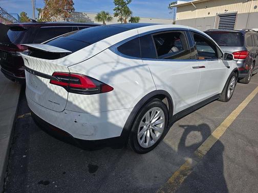 2020 Tesla Model X Long Range Dual Motor All-Wheel Drive