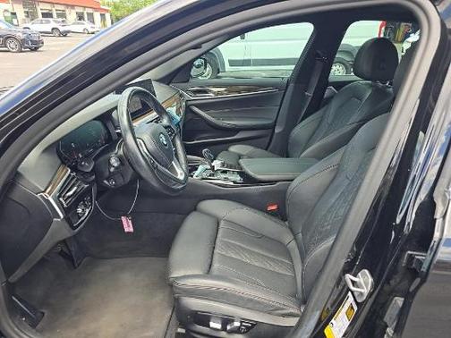 Jet Black 2021 BMW 530 530i