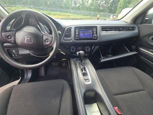 2017 Honda HR-V LX