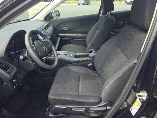 2017 Honda HR-V LX