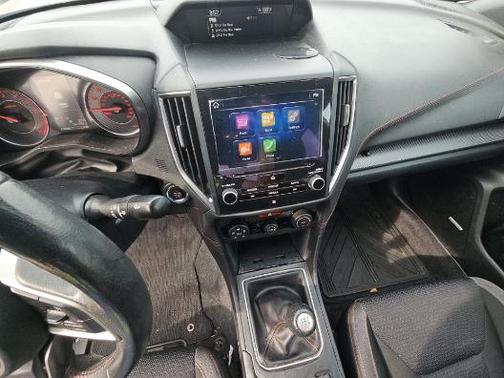 Crystal White Pearl 2017 Subaru Impreza 2.0i Sport