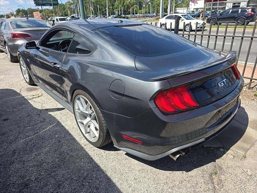 Magnetic Metallic 2019 Ford Mustang GT
