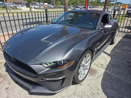 Magnetic Metallic 2019 Ford Mustang GT