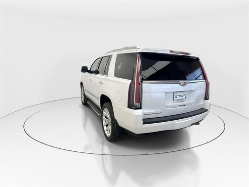 2016 Cadillac Escalade Luxury