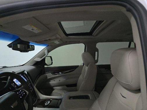 2016 Cadillac Escalade Luxury