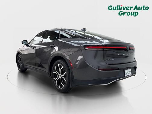 Magnetic Gray Metallic 2024 Toyota Crown XLE