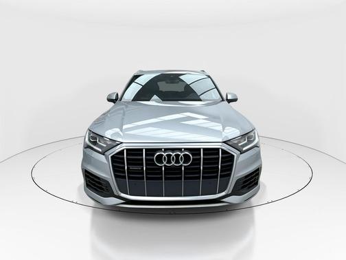 2021 Audi Q7 45 Premium Plus