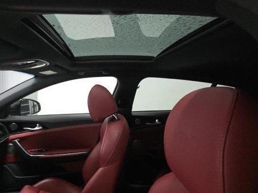 2022 Kia Stinger GT-Line