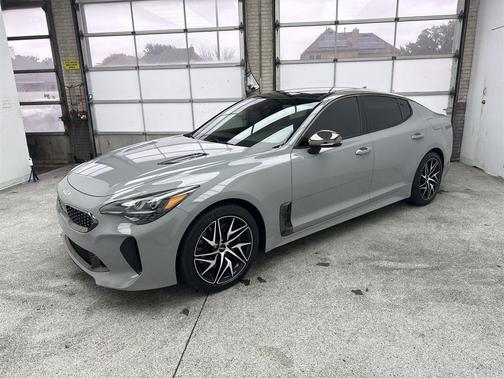 2022 Kia Stinger GT-Line